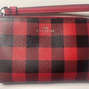 COACH WRISTLET RED AND PLAID